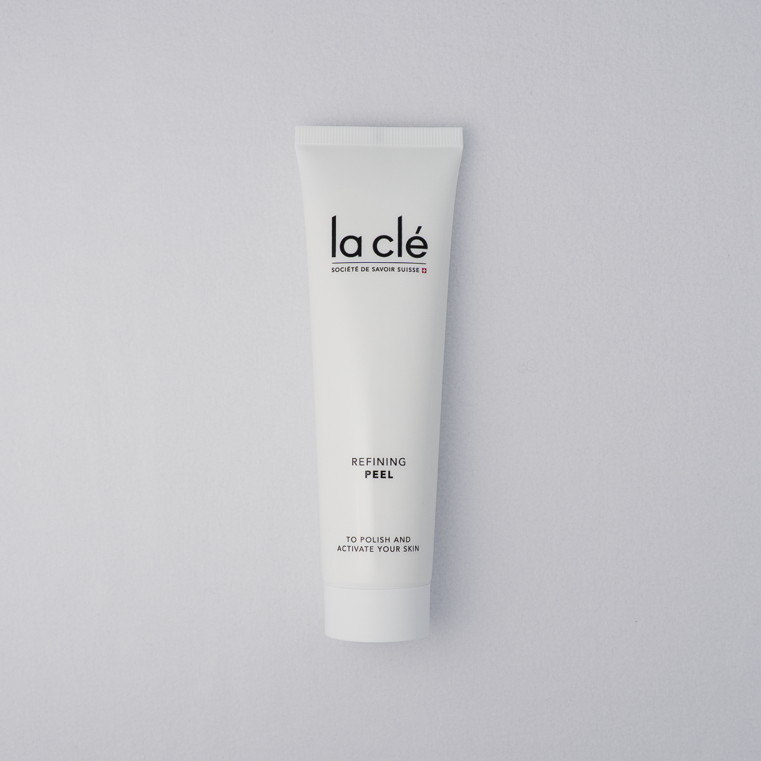 Refining face scrub front tube