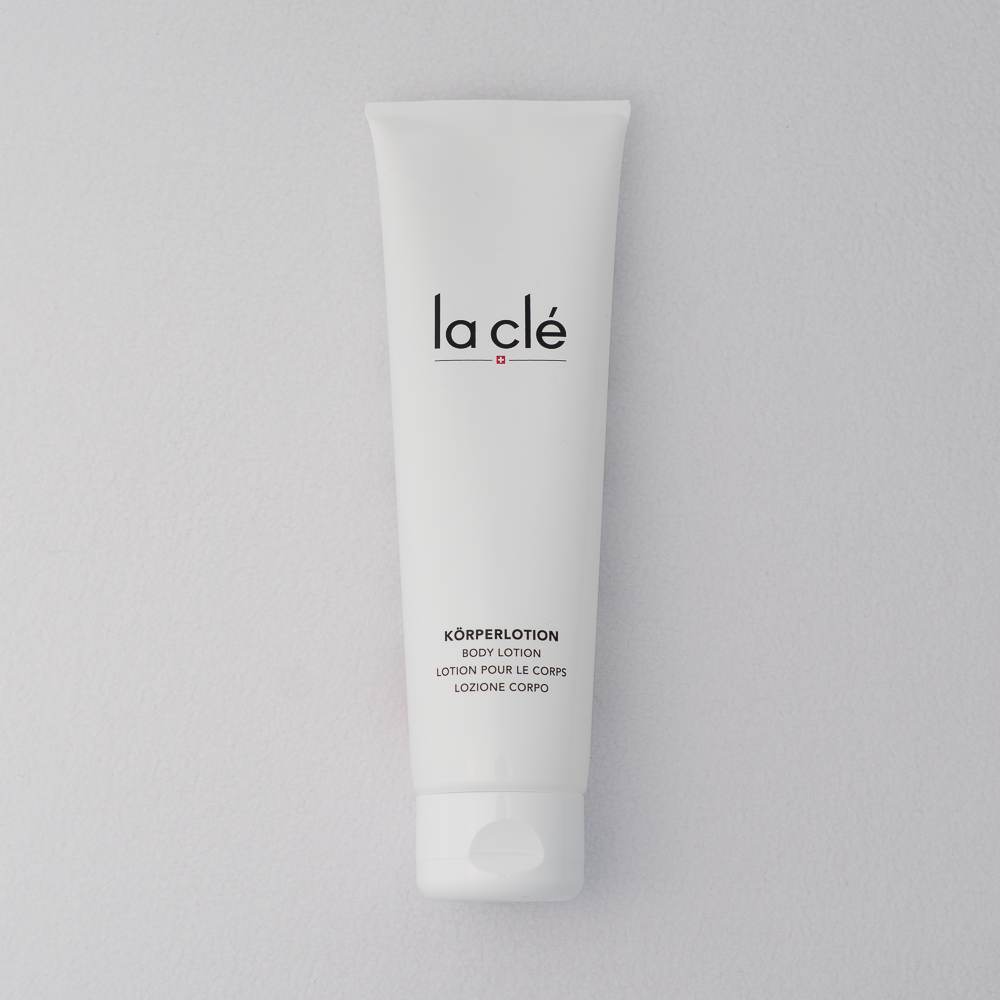 la clé body lotion tube front